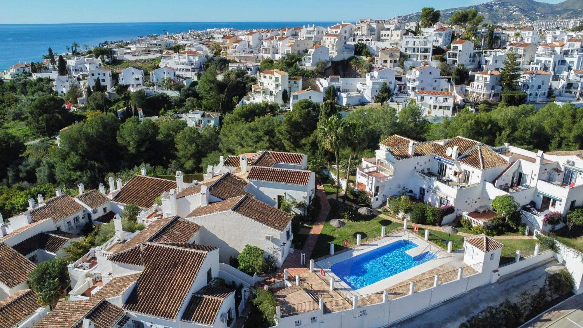 Oasis Del Nora Apartment Nerja Luaran gambar